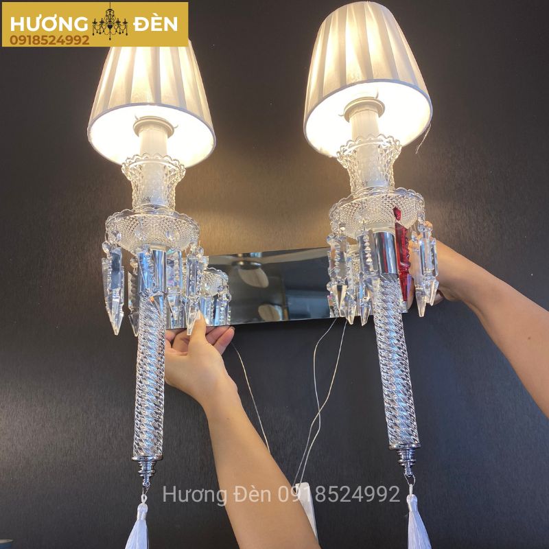 den-vach-tuong-trang-tri-chinh-hang-vdc9802t2